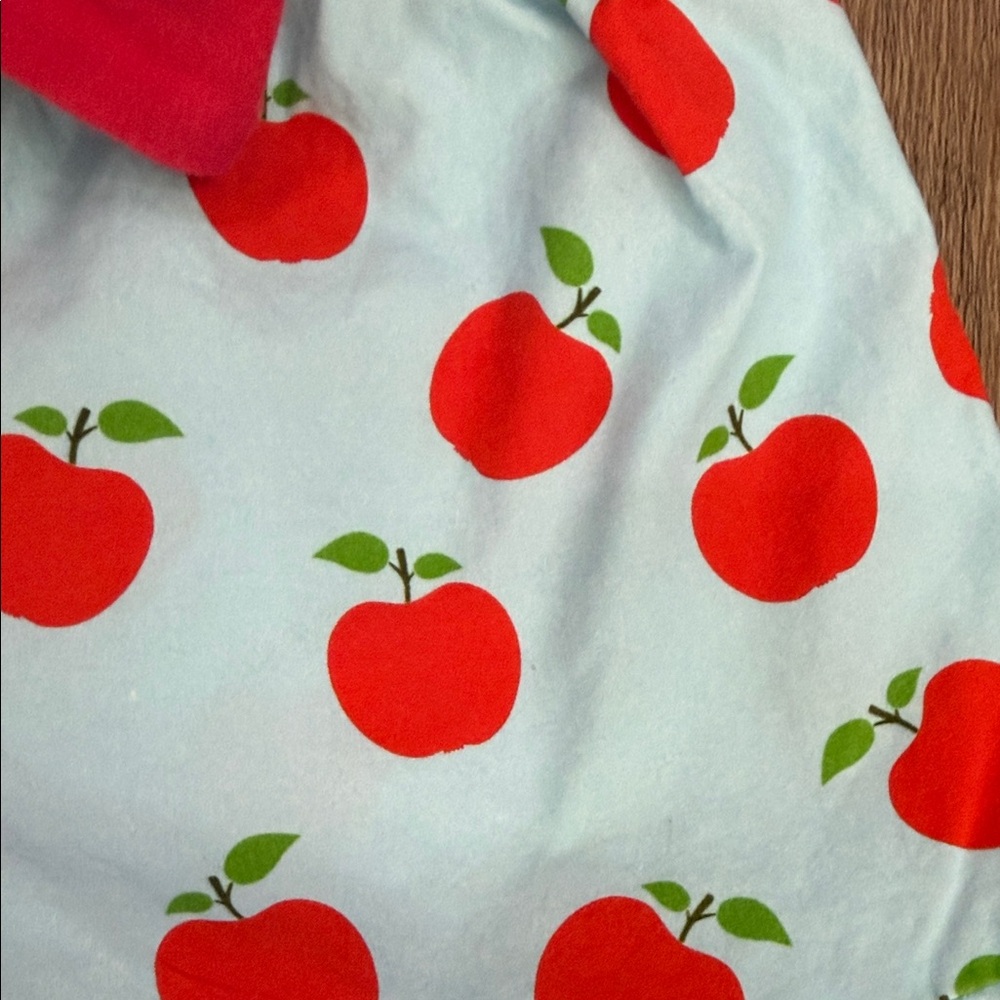 Stitchy Fish,Red Ruffle Top and Apple Print Shorts Set - Picture 8 of 10